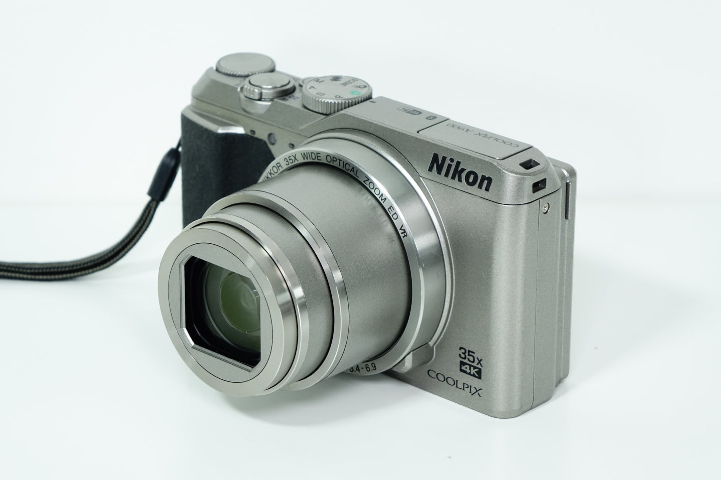 NIKON Coolpix A900 Silver Fotocamera Compatta 20MP 4K ZOOM 35X - Garanzia 12 mesi