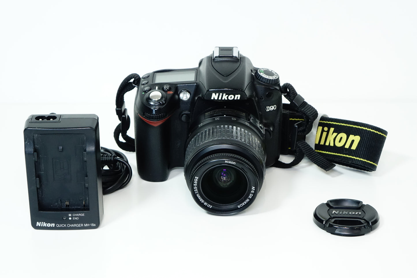 Nikon D90 Fotocamera Reflex Obiettivo 18-55mm G II 316K SCATTI - Garanzia 12 mesi