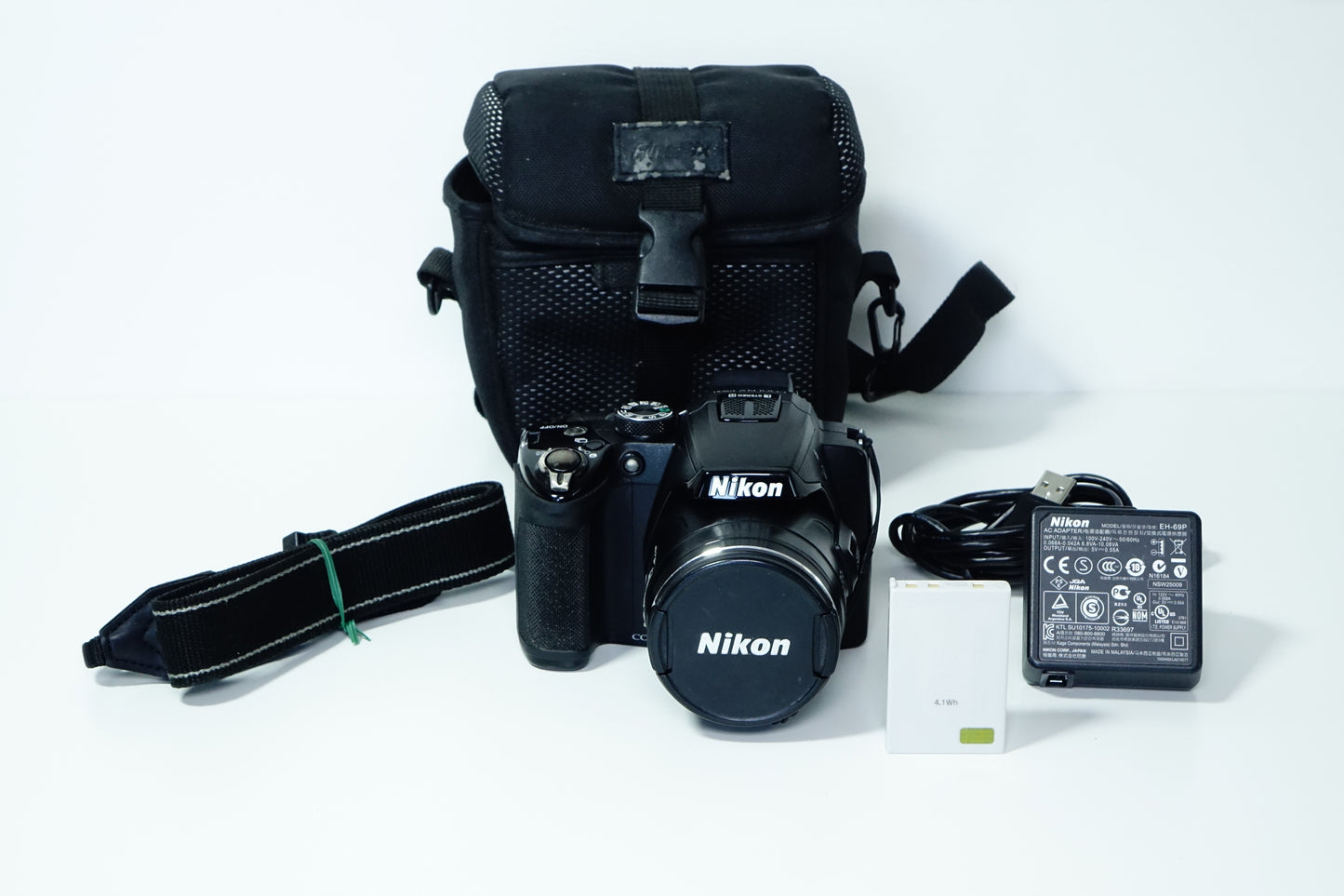 Fotocamera Bridge Nikon Coolpix P500 12.1 MP Zoom 36x + BORSA - Garanzia 12 mesi