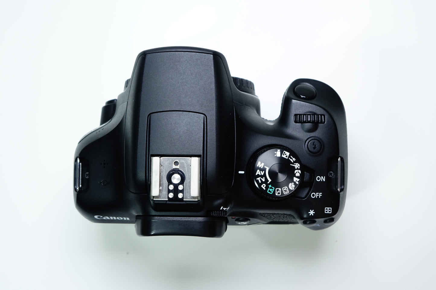 Canon EOS 1300D Reflex Corpo + 2 Batterie - Garanzia 12 mesi - 3968 SCATTI