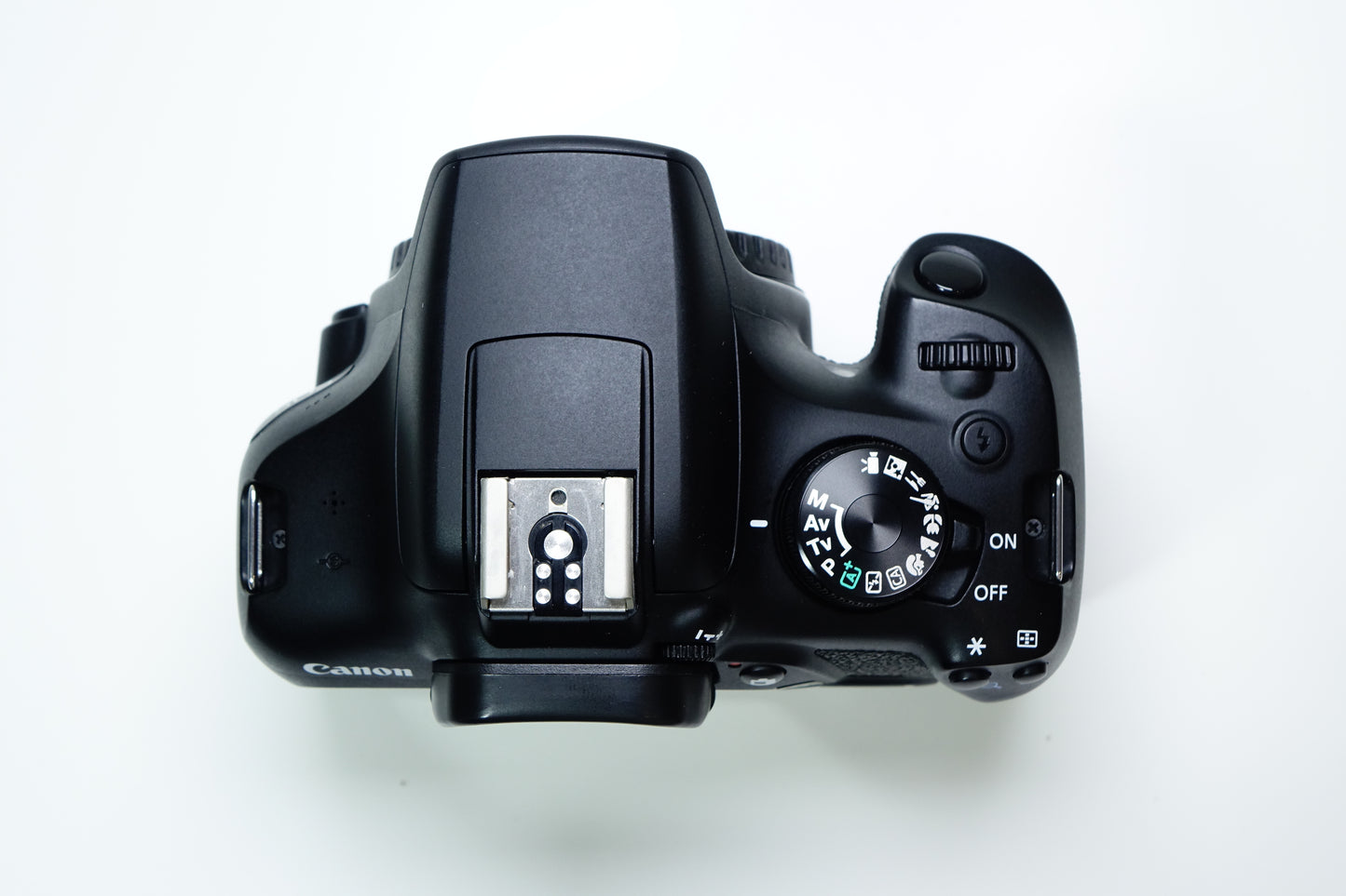 Canon EOS 1300D Reflex Corpo + 2 Batterie - Garanzia 12 mesi - 3968 SCATTI