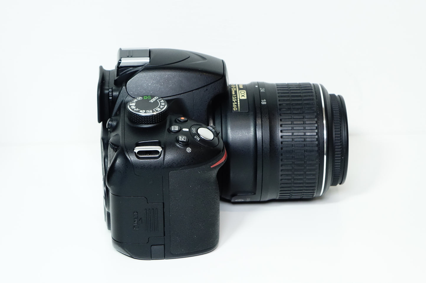 Nikon D3200 Obiettivo Nikkor DX 18-55mm G VR + BORSA, SD 16GB - Garanzia 12 mesi