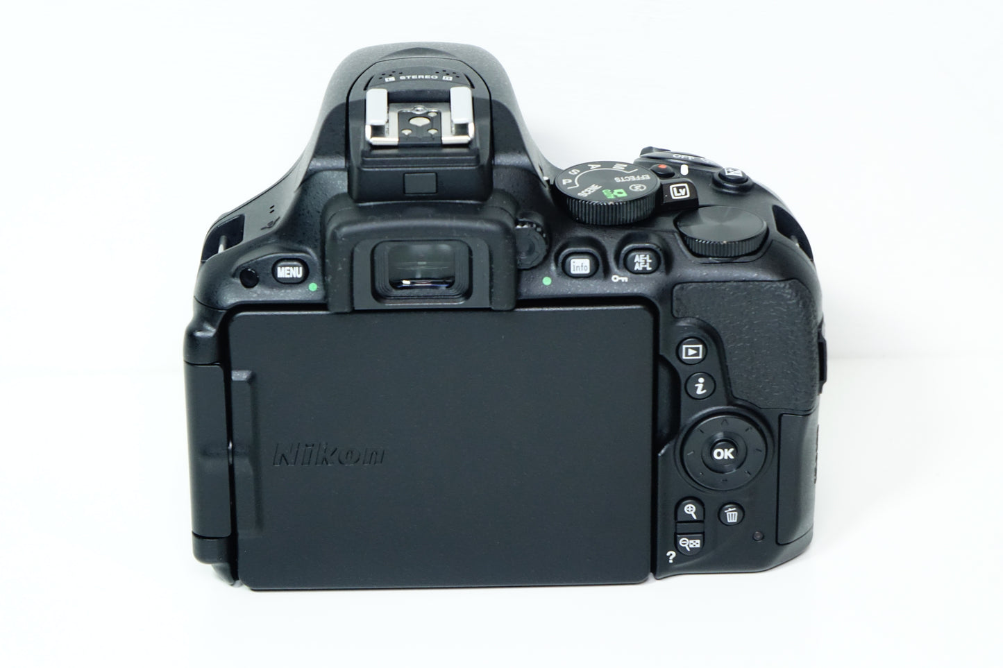 Nikon D5500 Corpo Reflex DSLR - 2481 SCATTI - Garanzia 12 mesi