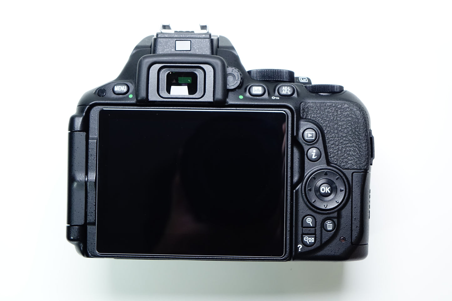 Nikon D5500 Corpo Reflex DSLR - 2481 SCATTI - Garanzia 12 mesi