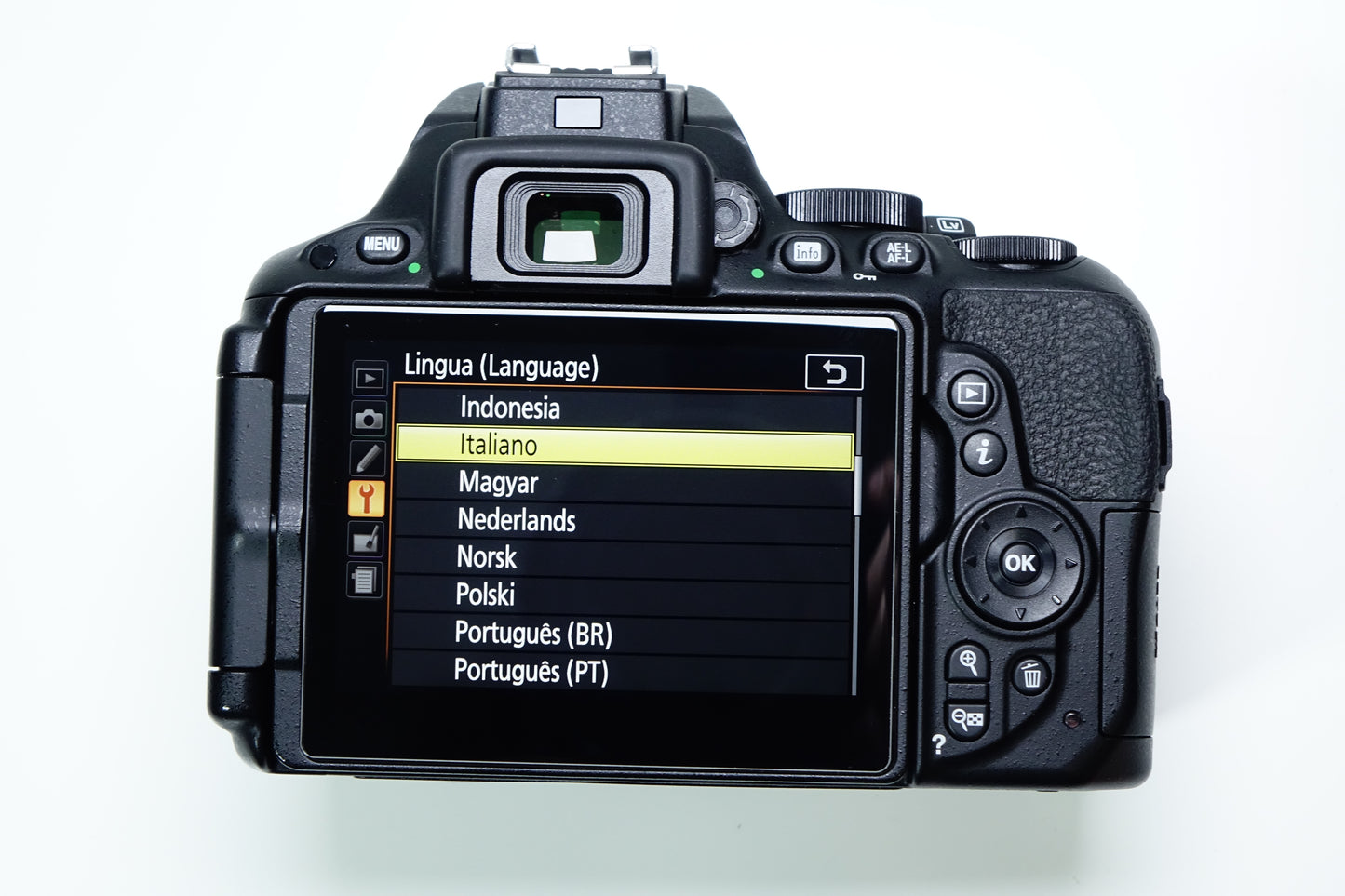 Nikon D5500 Corpo Reflex DSLR - 2481 SCATTI - Garanzia 12 mesi
