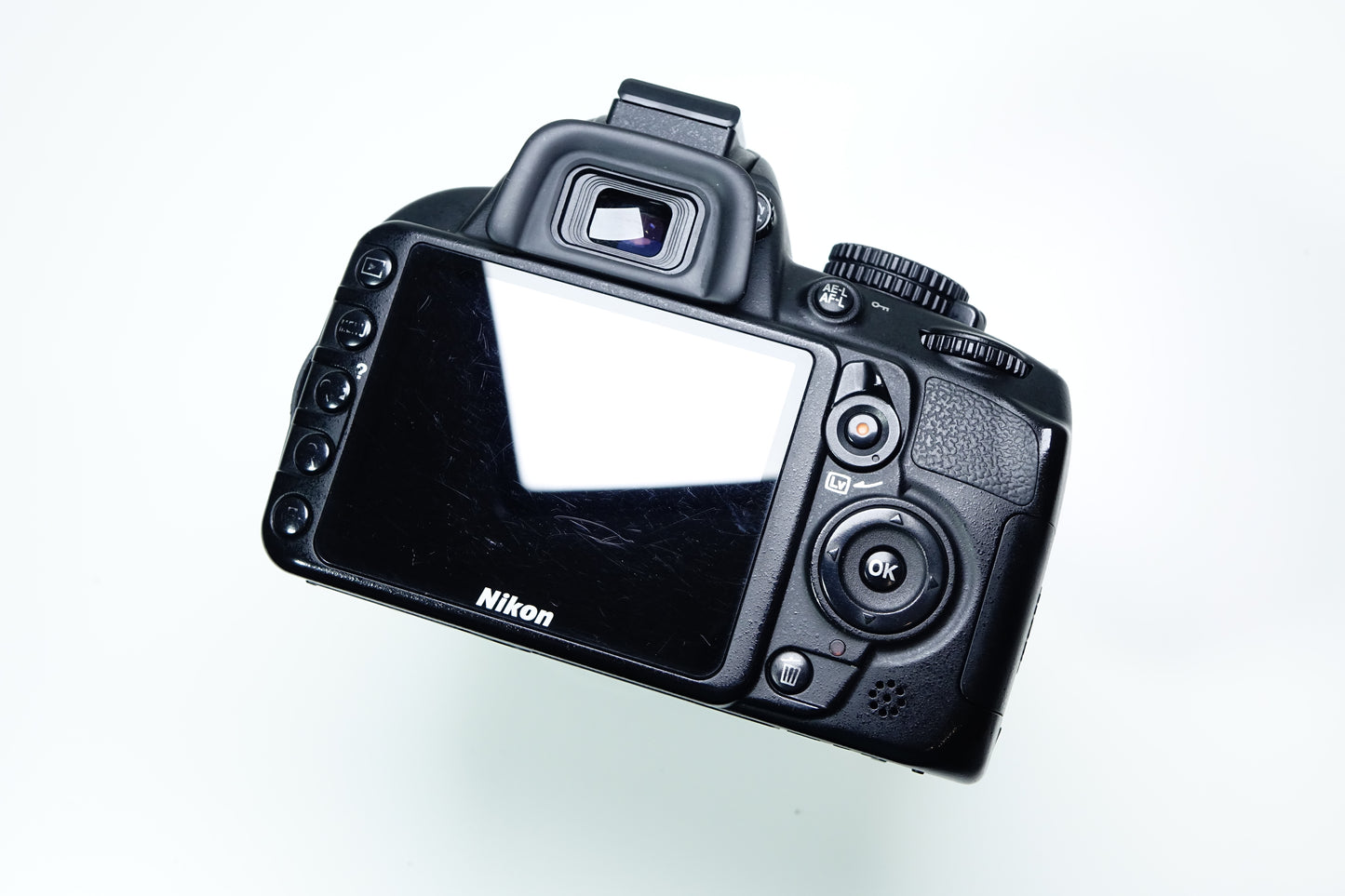 Nikon D3100 Obiettivo DX 18-55mm ED G II - BORSA 6415 SCATTI - Garanzia 12 mesi
