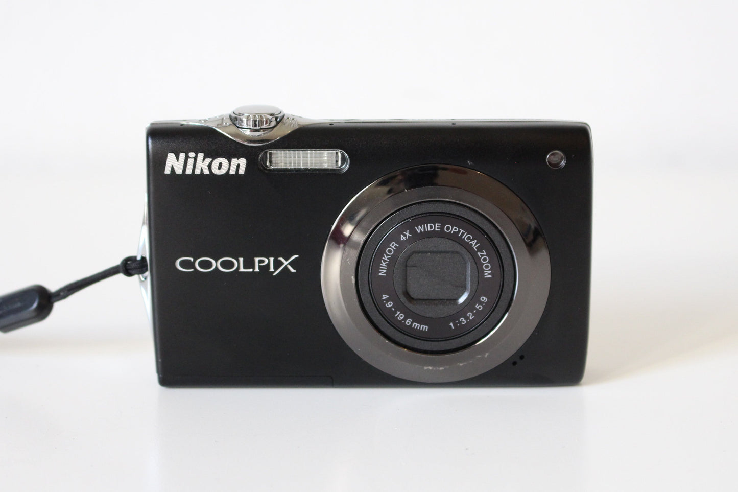Nikon Coolpix S3000 NERA - Fotocamera Digitale Compatta - 12 MP 4X CCD