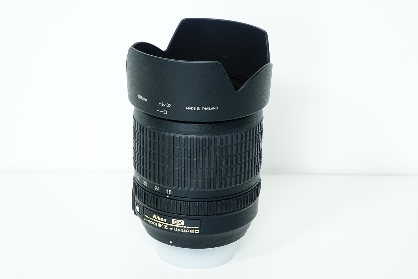 Obiettivo NIKON Nikkor AFS DX 18-105mm F/3,5-5,6 G ED VR Paraluce - Garanzia 12 mesi