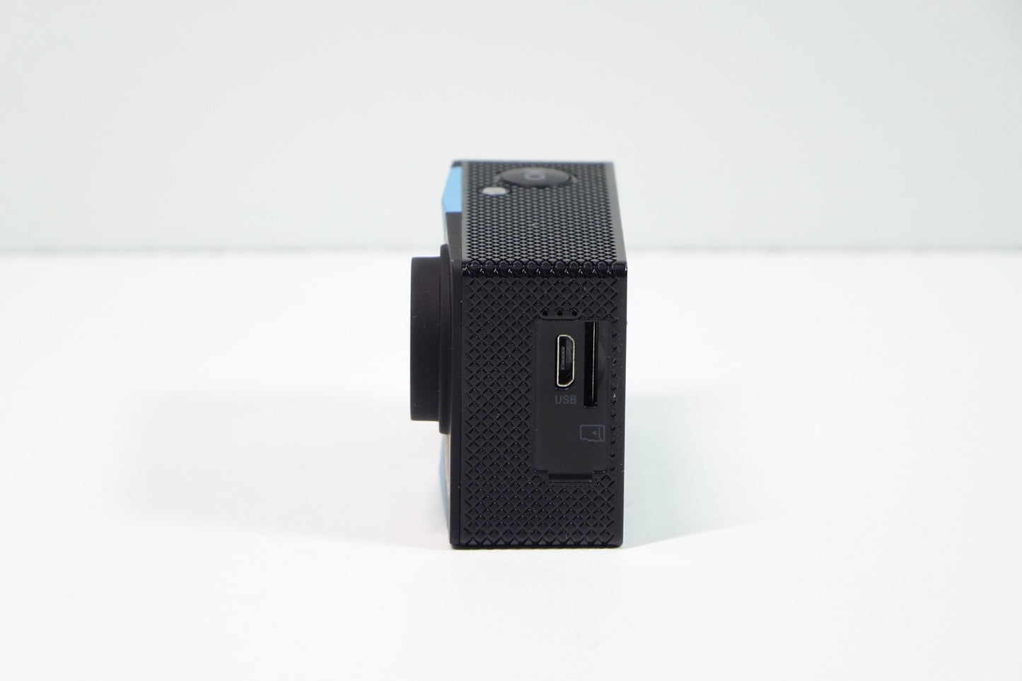 PIWOKA ACTION CAM FULL HD 1080p 2" 5MP 30M IMPERMEABILE + SD 2GB + ACCESSORI