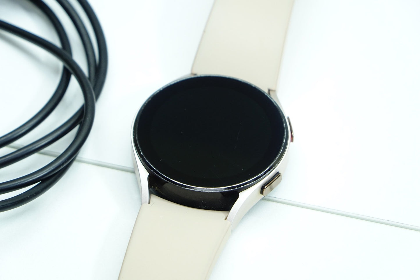 Samsung Galaxy Watch 4 SM-R860 40mm Gold GPS WiFi Bluetooth