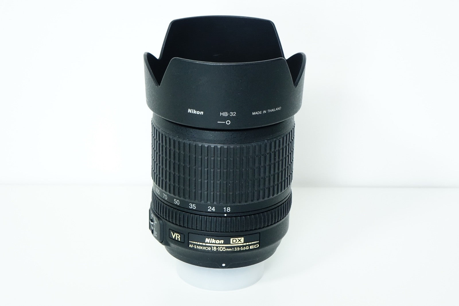 Obiettivo NIKON Nikkor AFS DX 18-105mm F/3,5-5,6 G ED VR Paraluce - Garanzia 12 mesi