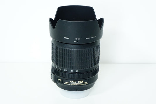 Obiettivo NIKON Nikkor AFS DX 18-105mm F/3,5-5,6 G ED VR Paraluce - Garanzia 12 mesi