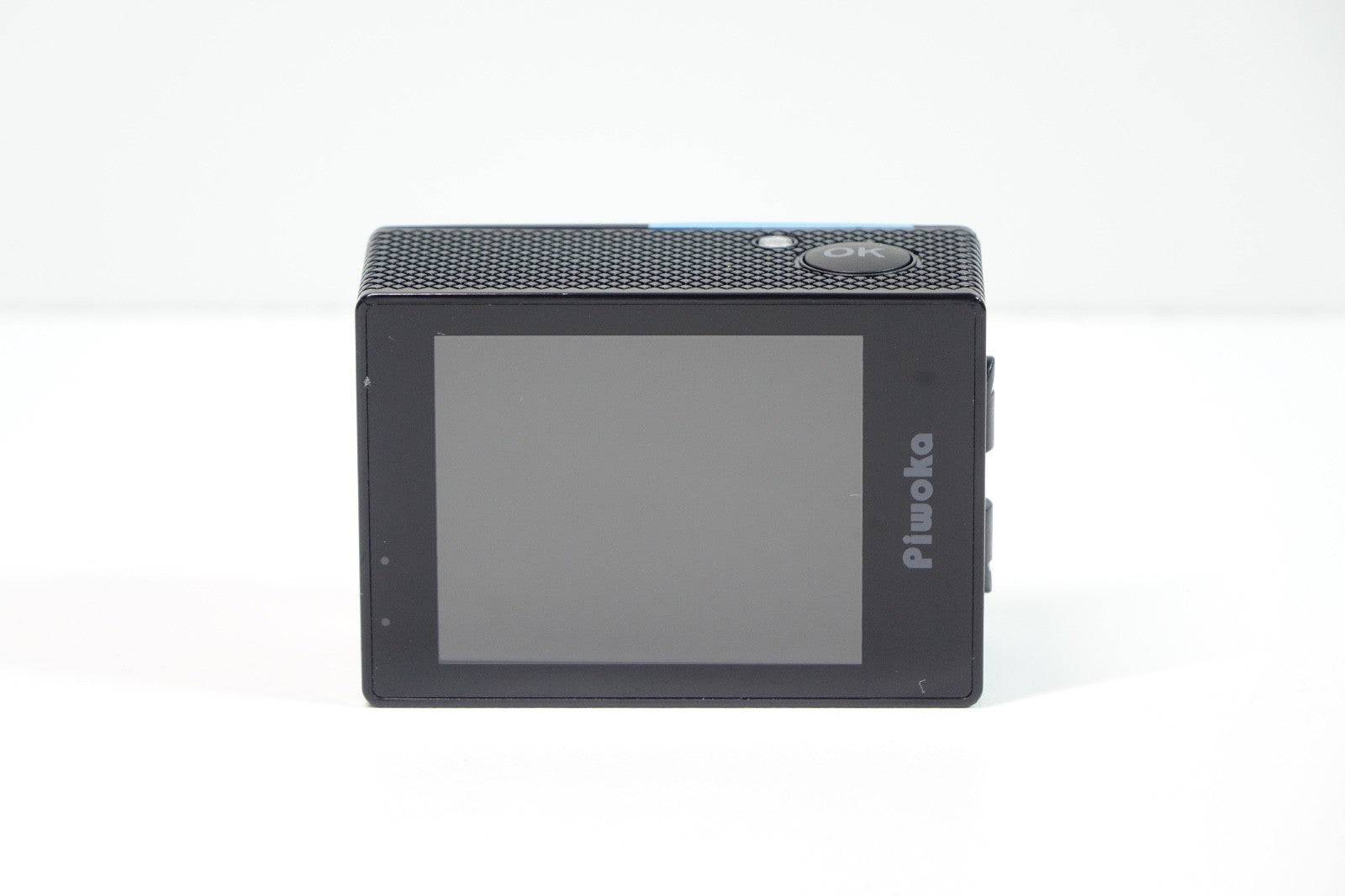 PIWOKA ACTION CAM FULL HD 1080p 2" 5MP 30M IMPERMEABILE + SD 2GB + ACCESSORI