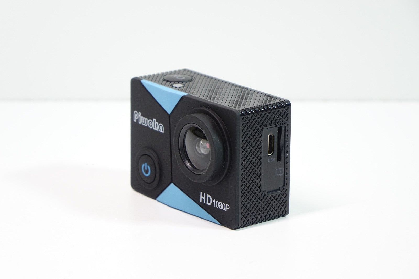 PIWOKA ACTION CAM FULL HD 1080p 2" 5MP 30M IMPERMEABILE + SD 2GB + ACCESSORI