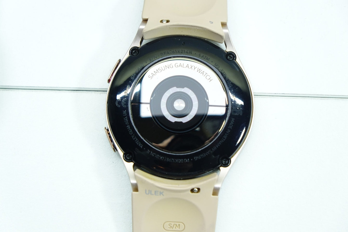 Samsung Galaxy Watch 4 SM-R860 40mm Gold GPS WiFi Bluetooth